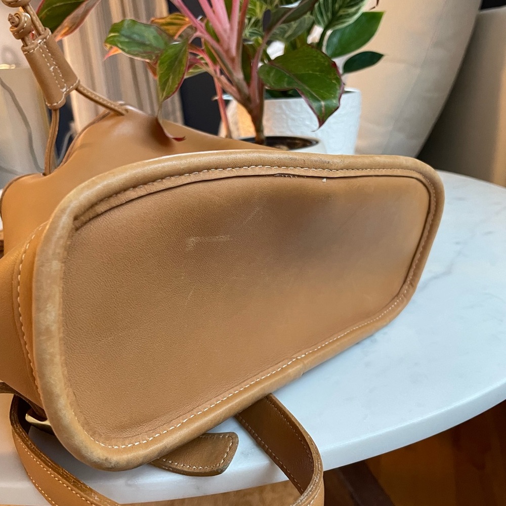 Coach Rare {Vintage} Natural Tan Saddle Leather Backpack - Picture 9 of 11